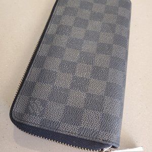 Louis Vuitton Damier Zippy Black/Grey